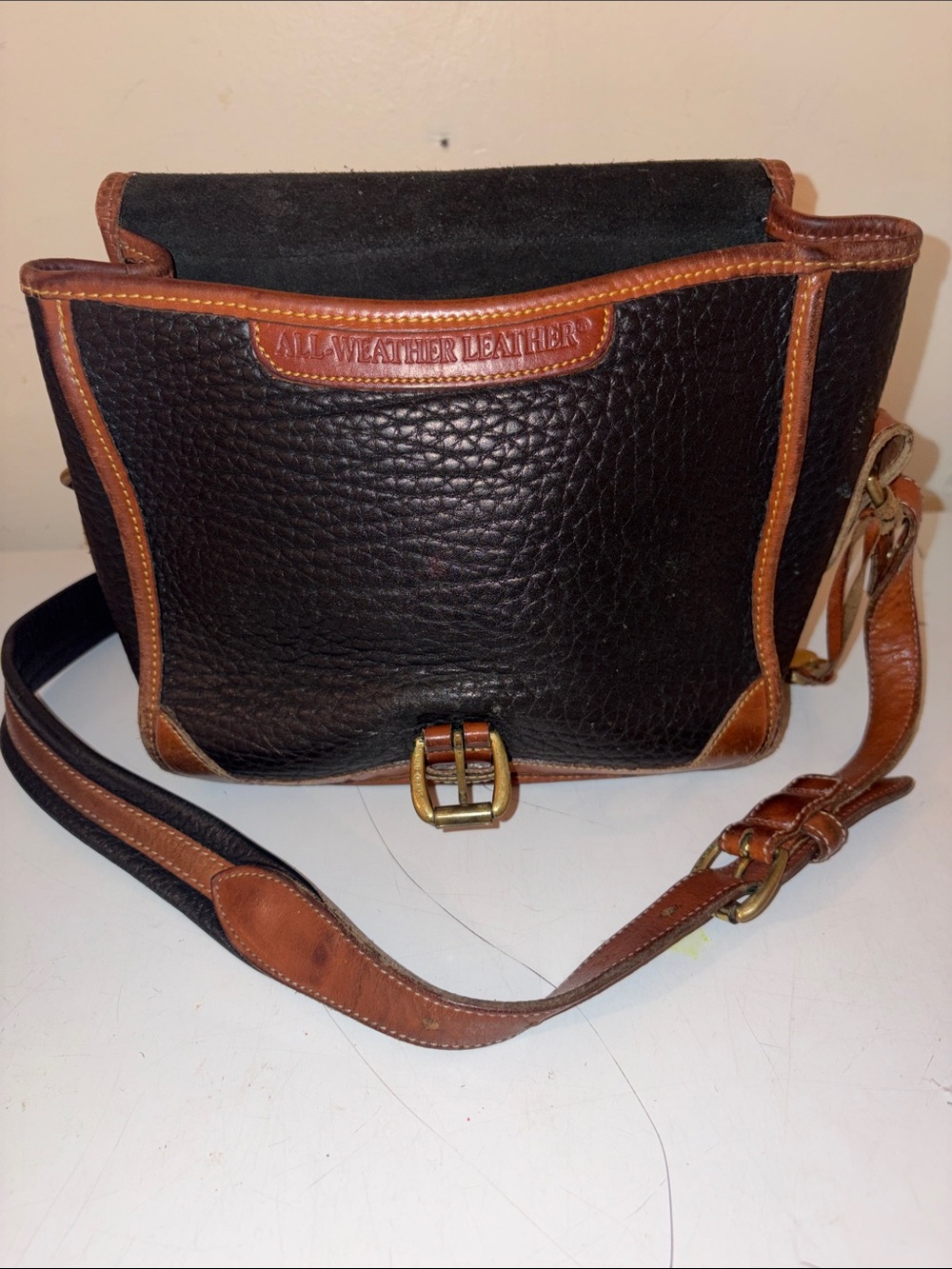 Dooney & Bourke Black Pebble Leather crossbody Messenger with Brown Trim - Picture 7 of 9